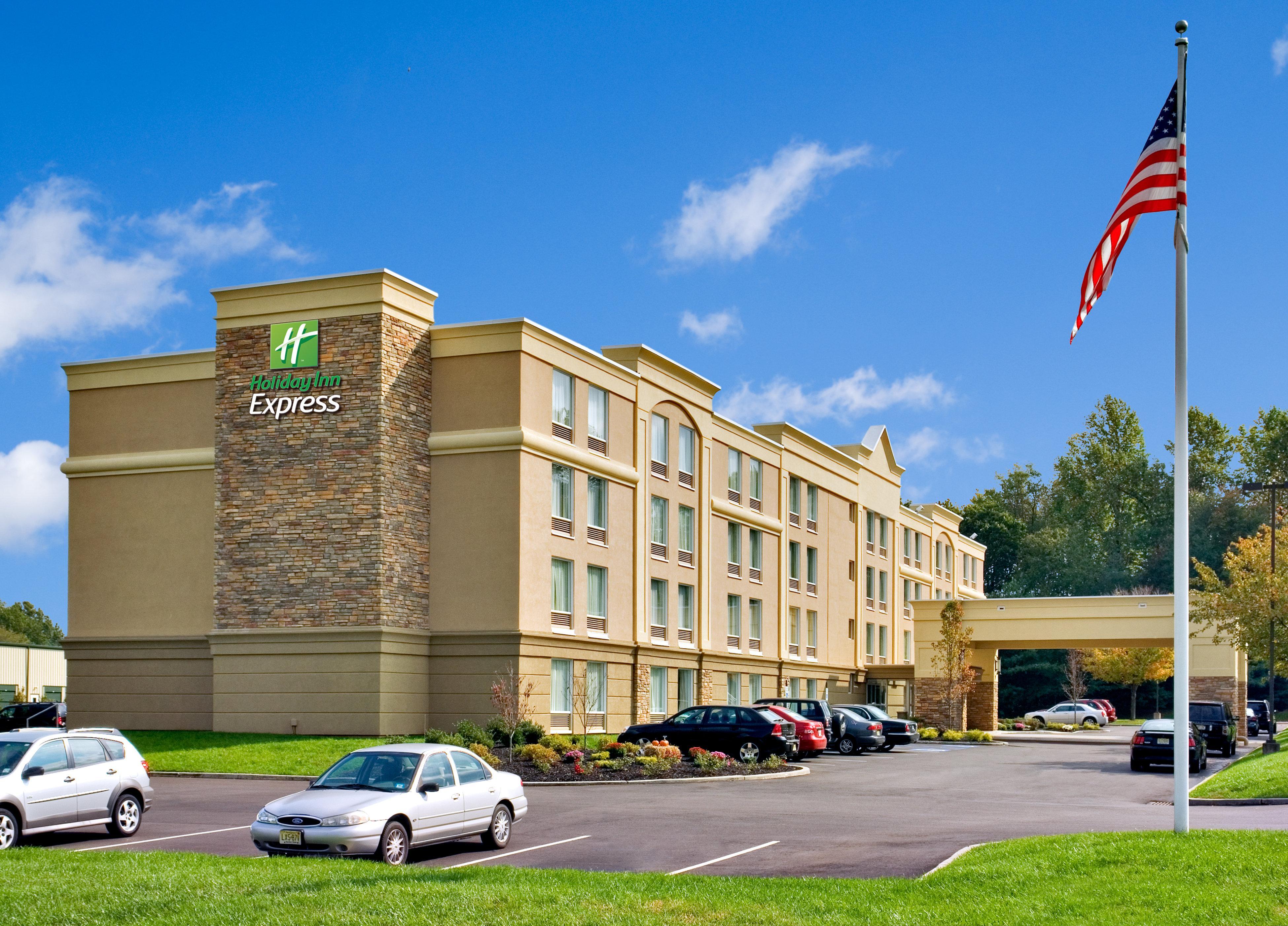 Holiday Inn Express & Suites West Long Branch - Eatontown By Ihg Exteriér fotografie