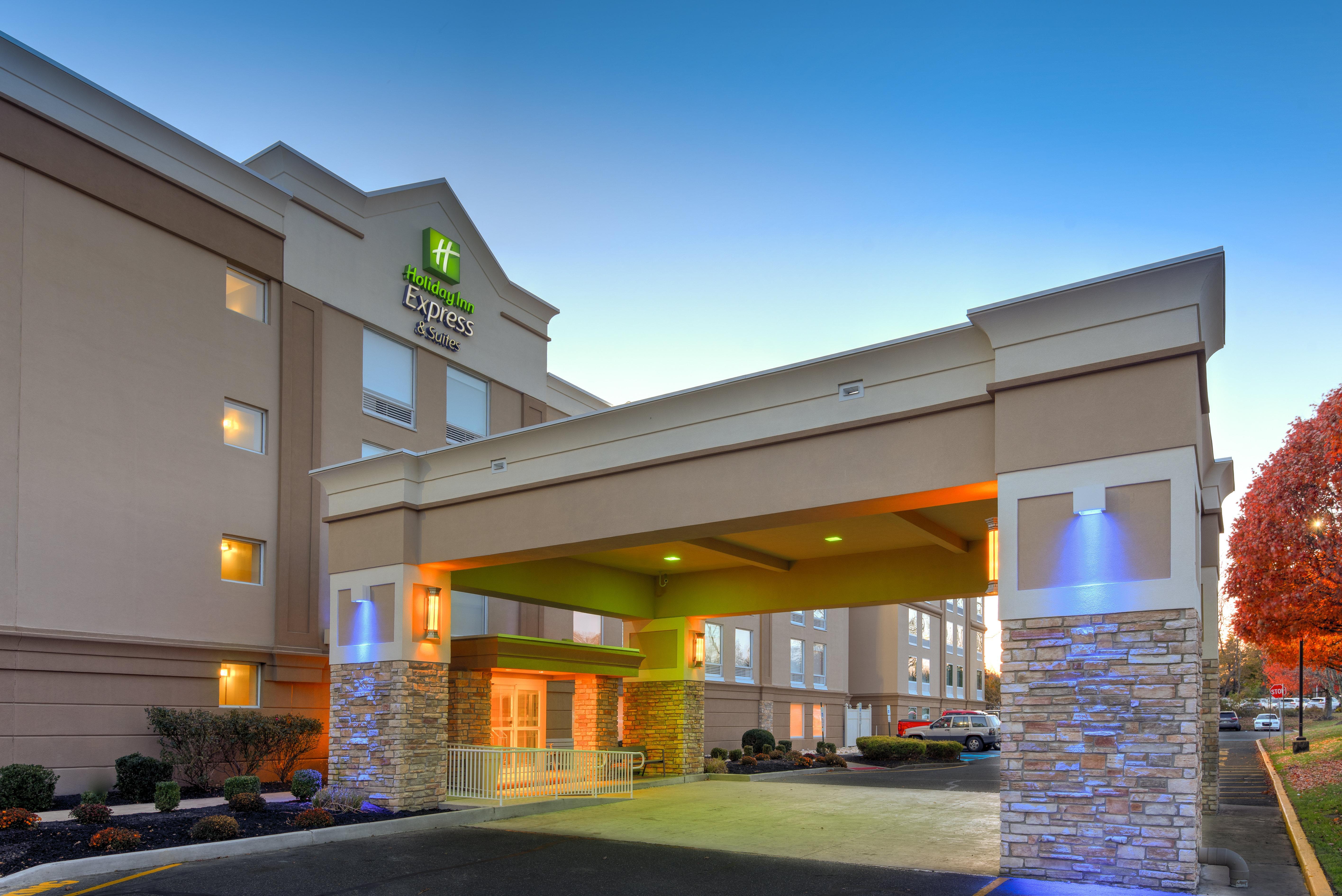 Holiday Inn Express & Suites West Long Branch - Eatontown By Ihg Exteriér fotografie