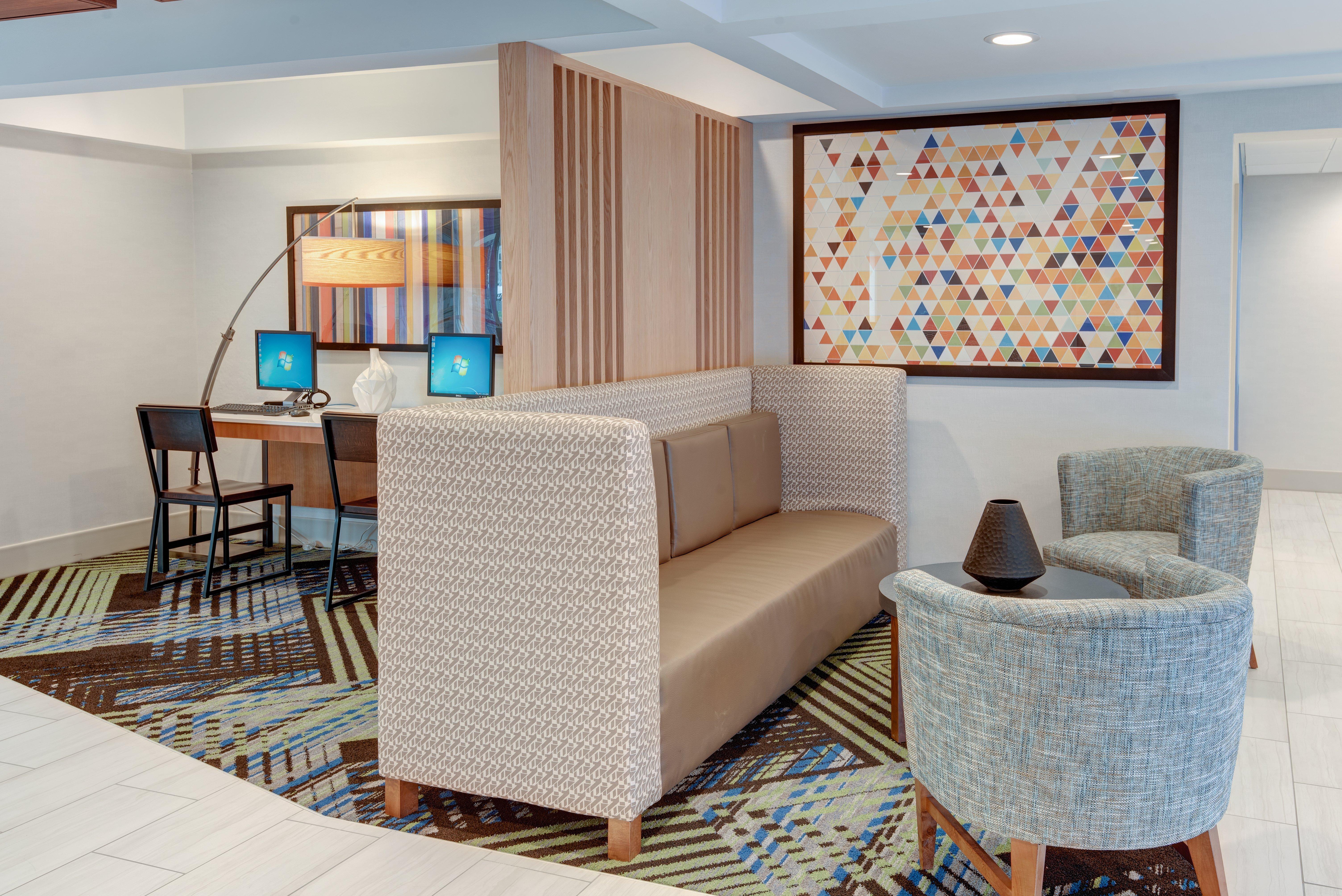 Holiday Inn Express & Suites West Long Branch - Eatontown By Ihg Exteriér fotografie