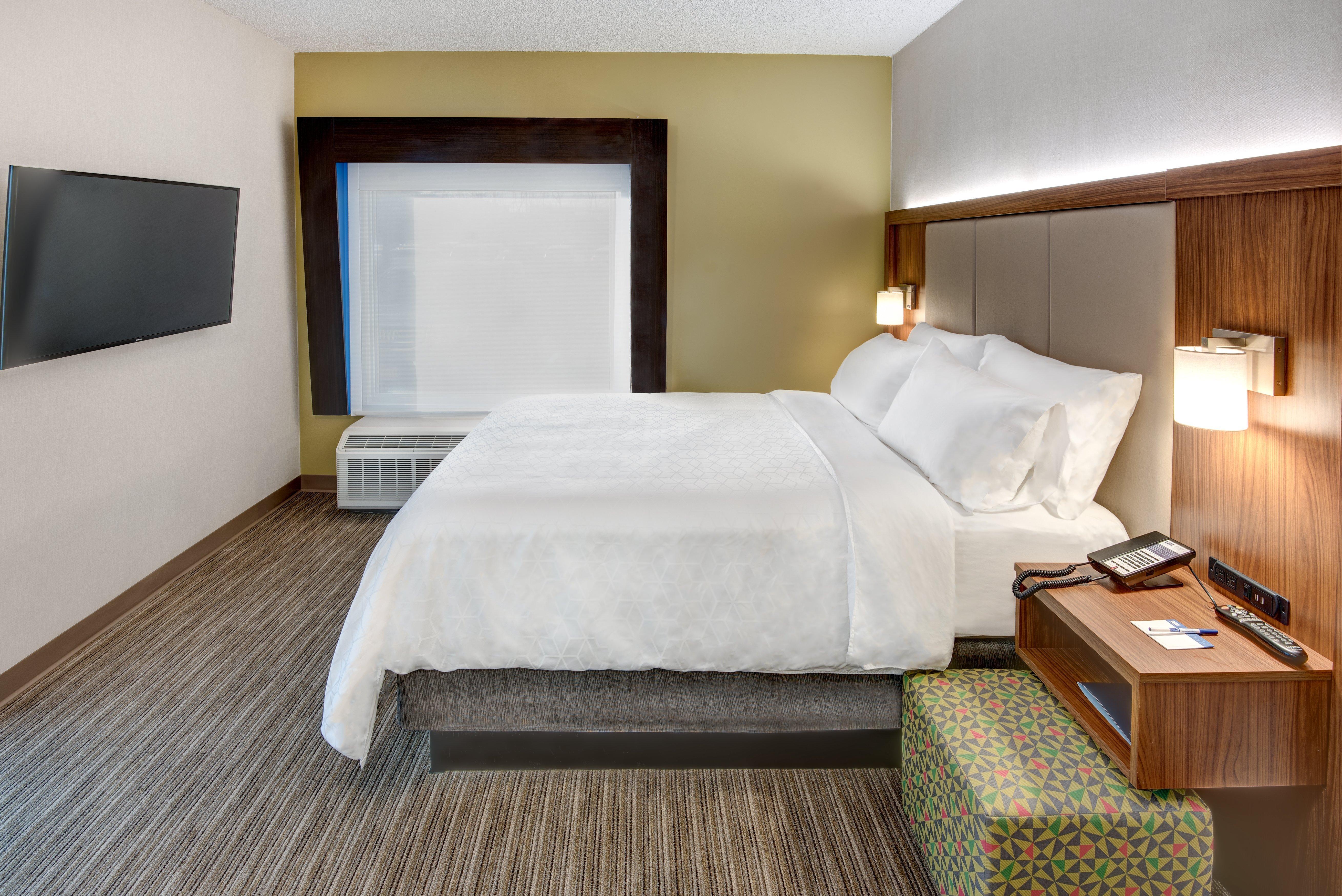 Holiday Inn Express & Suites West Long Branch - Eatontown By Ihg Exteriér fotografie