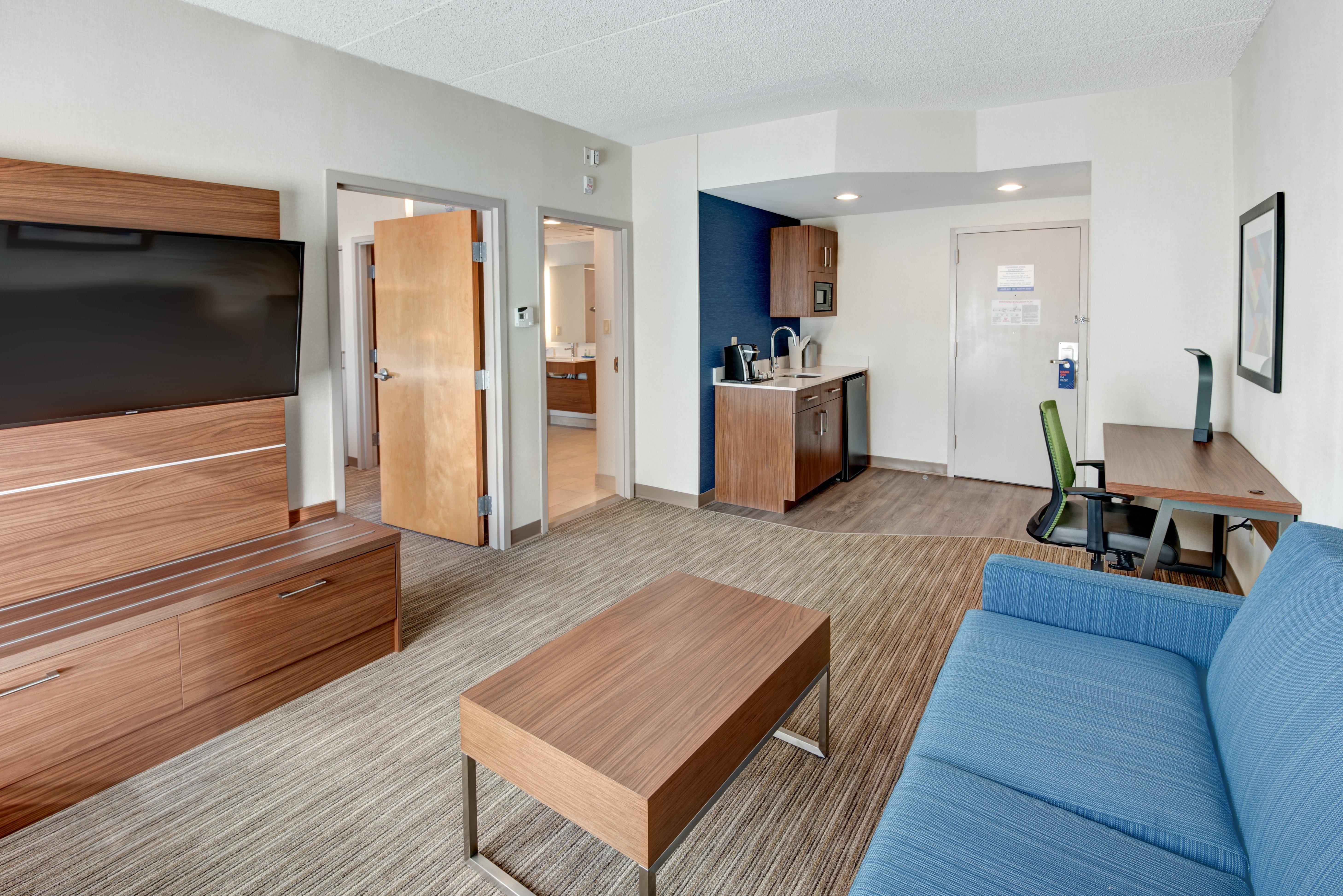 Holiday Inn Express & Suites West Long Branch - Eatontown By Ihg Exteriér fotografie