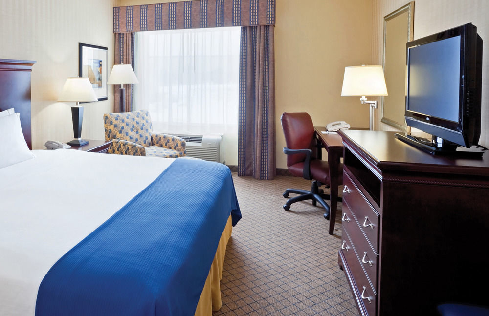 Holiday Inn Express & Suites West Long Branch - Eatontown By Ihg Exteriér fotografie