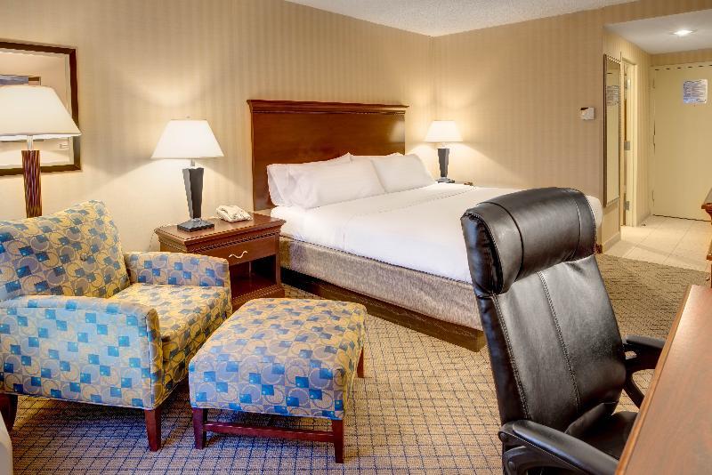 Holiday Inn Express & Suites West Long Branch - Eatontown By Ihg Exteriér fotografie
