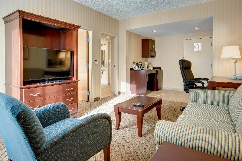 Holiday Inn Express & Suites West Long Branch - Eatontown By Ihg Exteriér fotografie